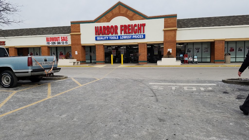 Harbor Freight Tools | 1460 Main St, Hamilton, OH 45013, USA | Phone: (513) 737-3074