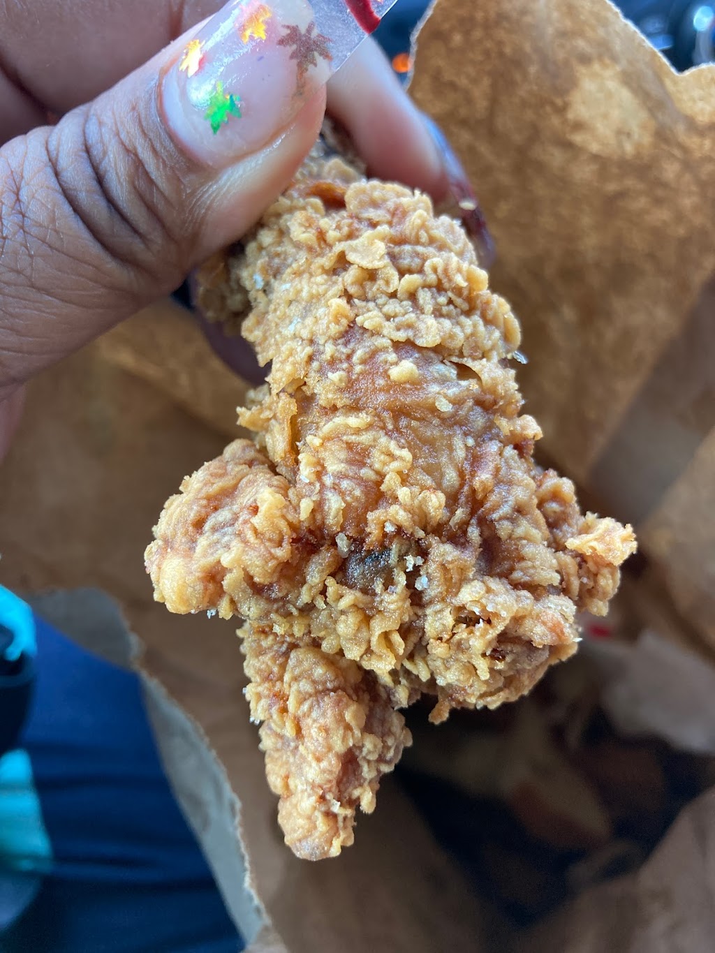 Halls Honey-Fried Chicken | 4105 W Camp Wisdom Rd, Dallas, TX 75237 | Phone: (469) 372-2600