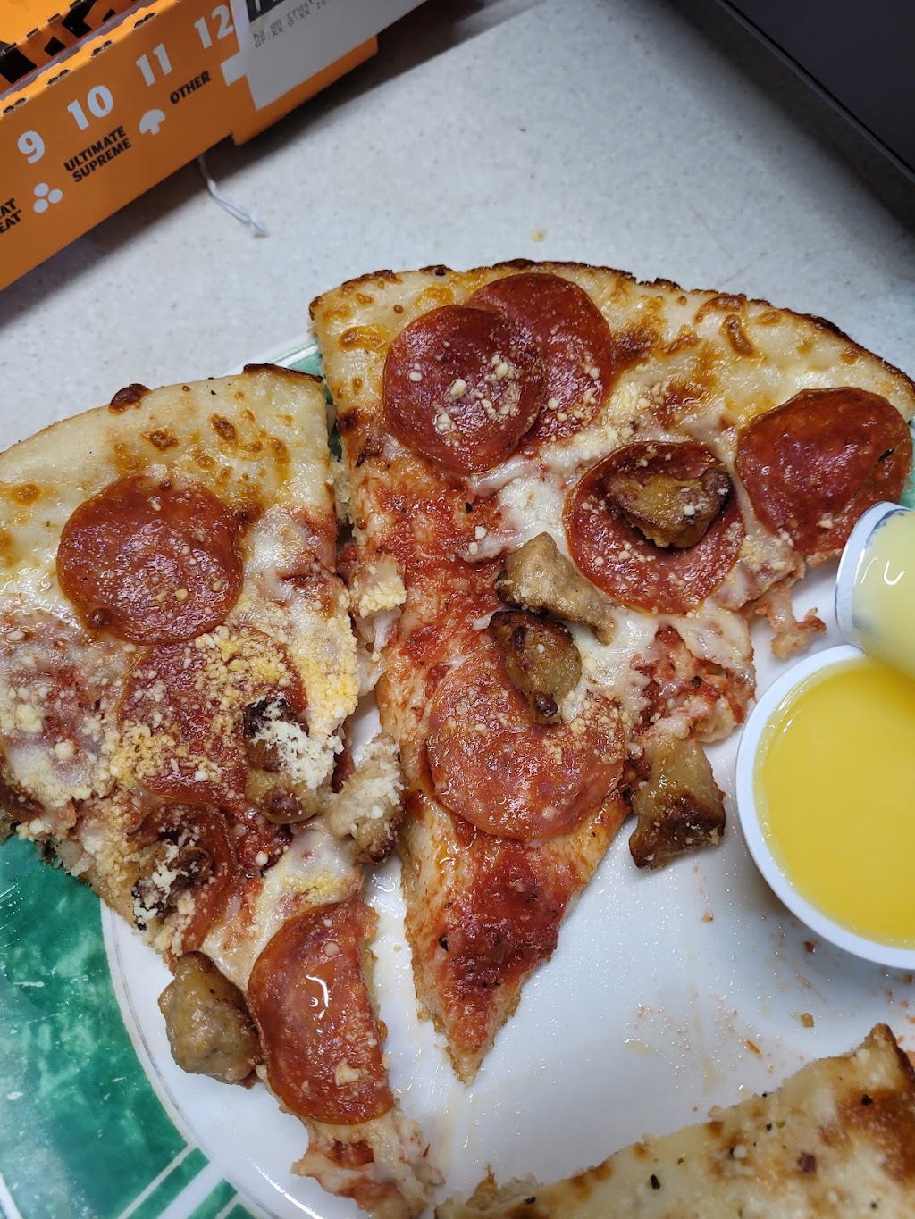 Little Caesars Pizza | 3150 S Harrah Rd, Harrah, OK 73045, USA | Phone: (405) 391-3111