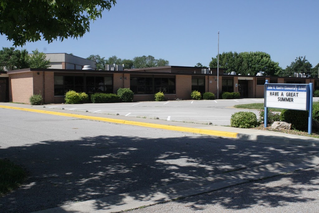 Renfro Elementary School | 311 Camelot Dr, Collinsville, IL 62234 | Phone: (618) 346-6265