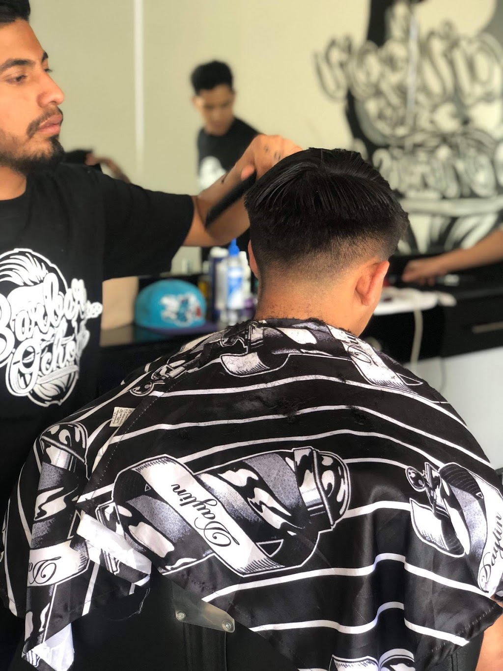 Barber shop Ochoa’s | Ejido Ojo de Agua, Tijuana, Baja California, Mexico | Phone: 664 979 6003