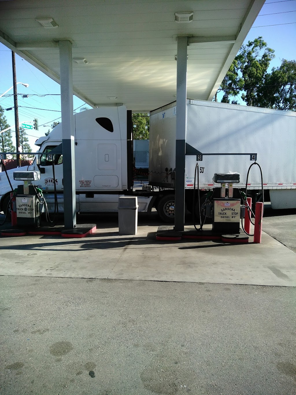 Gardena Truck Stop | 333 Rosecrans Ave, Gardena, CA 90248, USA | Phone: (310) 516-7707
