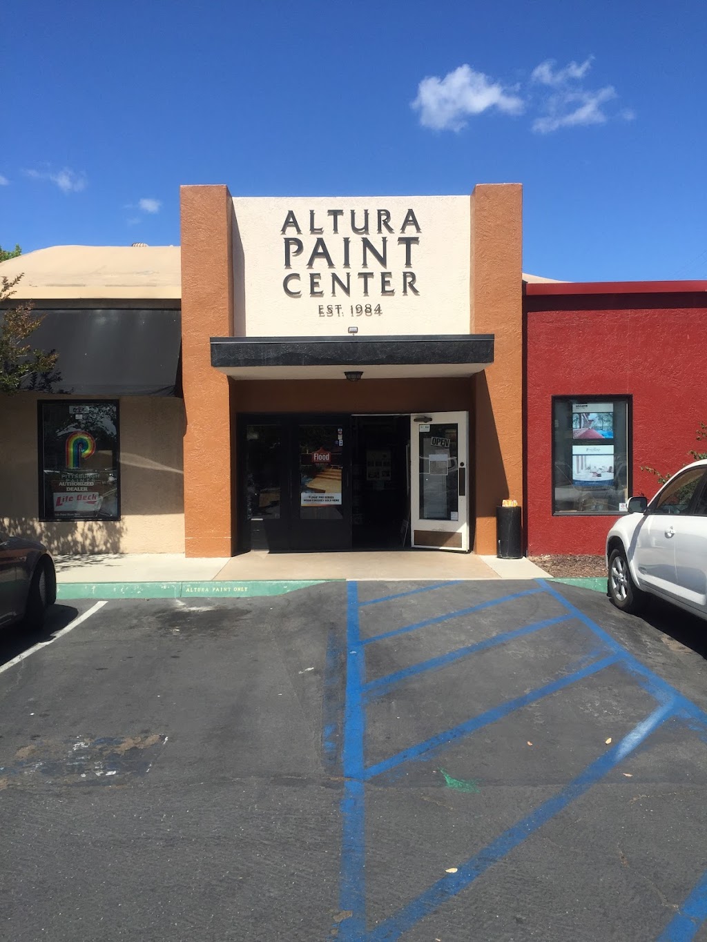 Colorama Altura Paints Vista | 603 S Santa Fe Ave, Vista, CA 92083, USA | Phone: (760) 724-3600