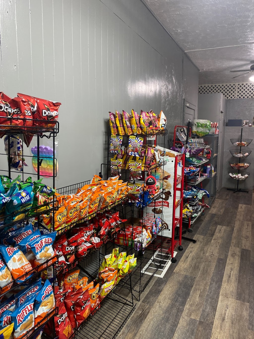 Taylor Mini Mart | 2213 N Taylor Rd, Cleveland Heights, OH 44112 | Phone: (216) 400-6263