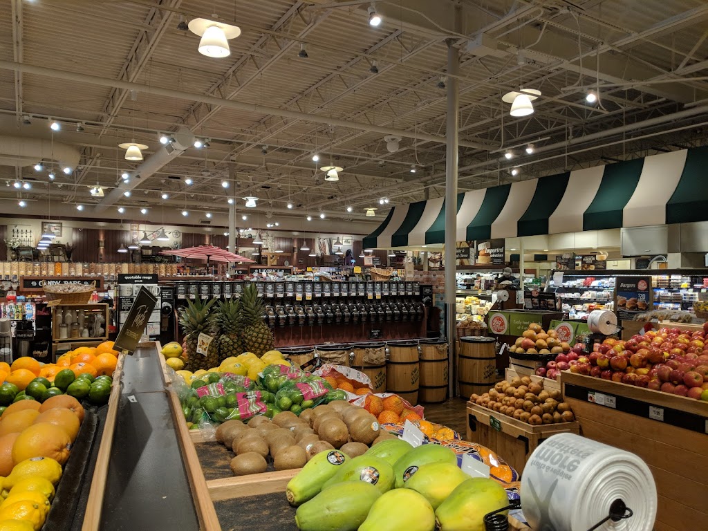 The Fresh Market | 75 Washington Valley Rd, Bedminster, NJ 07921, USA | Phone: (908) 658-3162