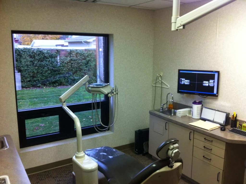 Joseph L Colon DDS | 20805 Twelve Mile Rd, Roseville, MI 48066, USA | Phone: (586) 773-9660