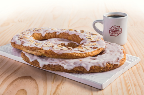 Racine Danish Kringles | 2529 Golf Ave, Racine, WI 53404, USA | Phone: (262) 633-1819