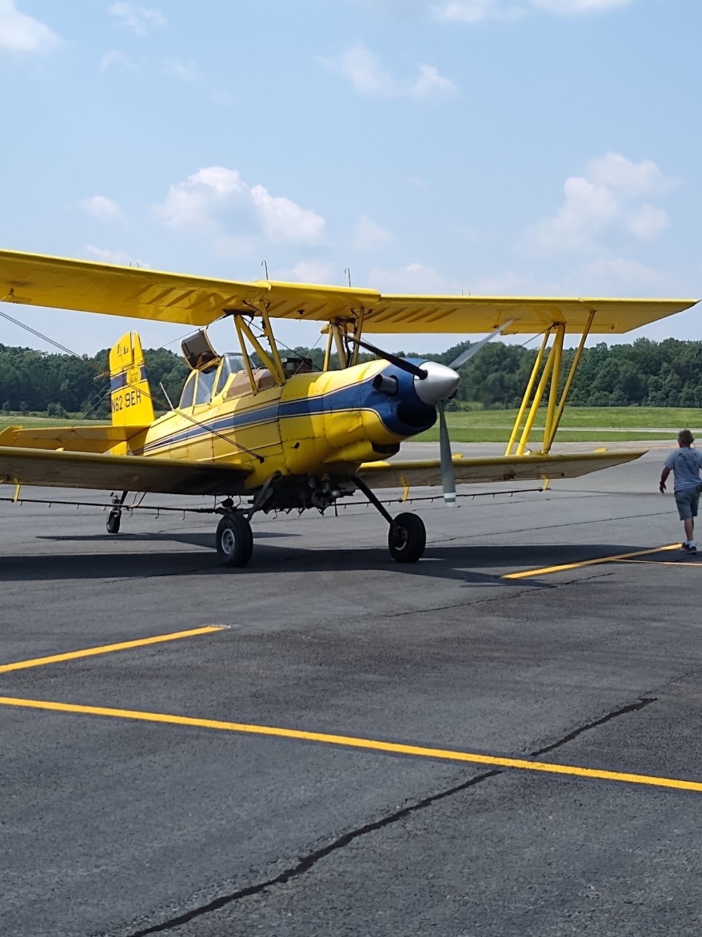 Stanly County Airport | 43222 Lowder Aviation Pkwy, New London, NC 28127, USA | Phone: (704) 982-9013