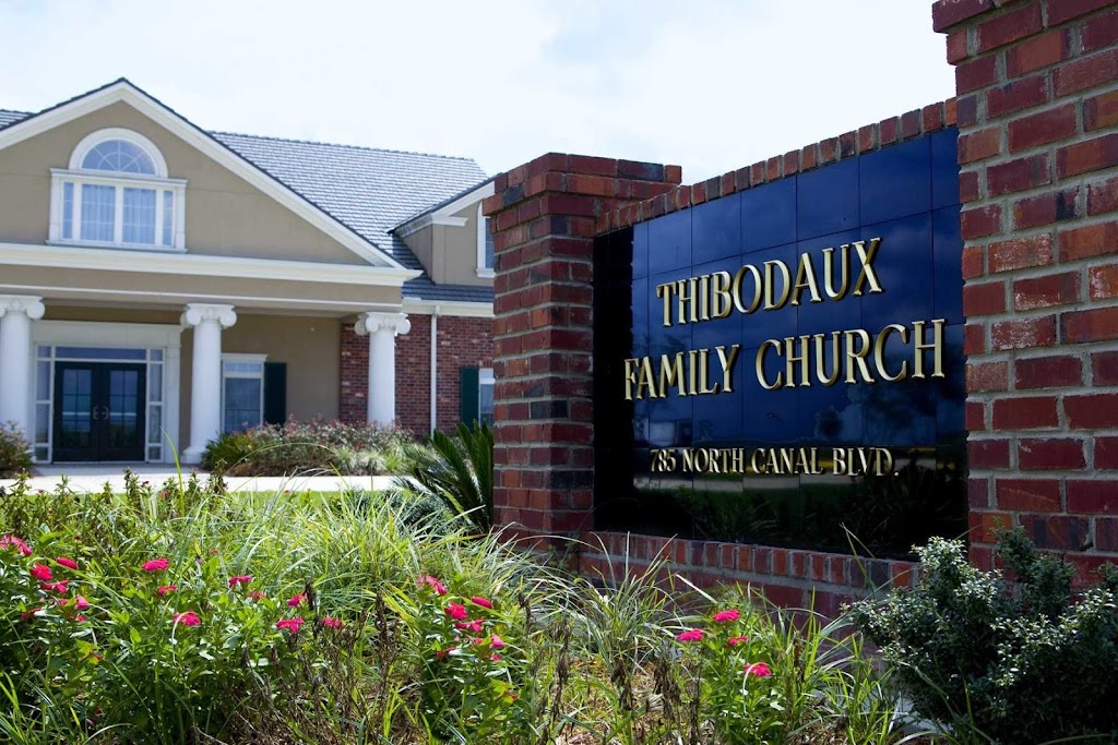 Thibodaux Family Church | 785 N Canal Blvd, Thibodaux, LA 70301, USA | Phone: (985) 446-1007