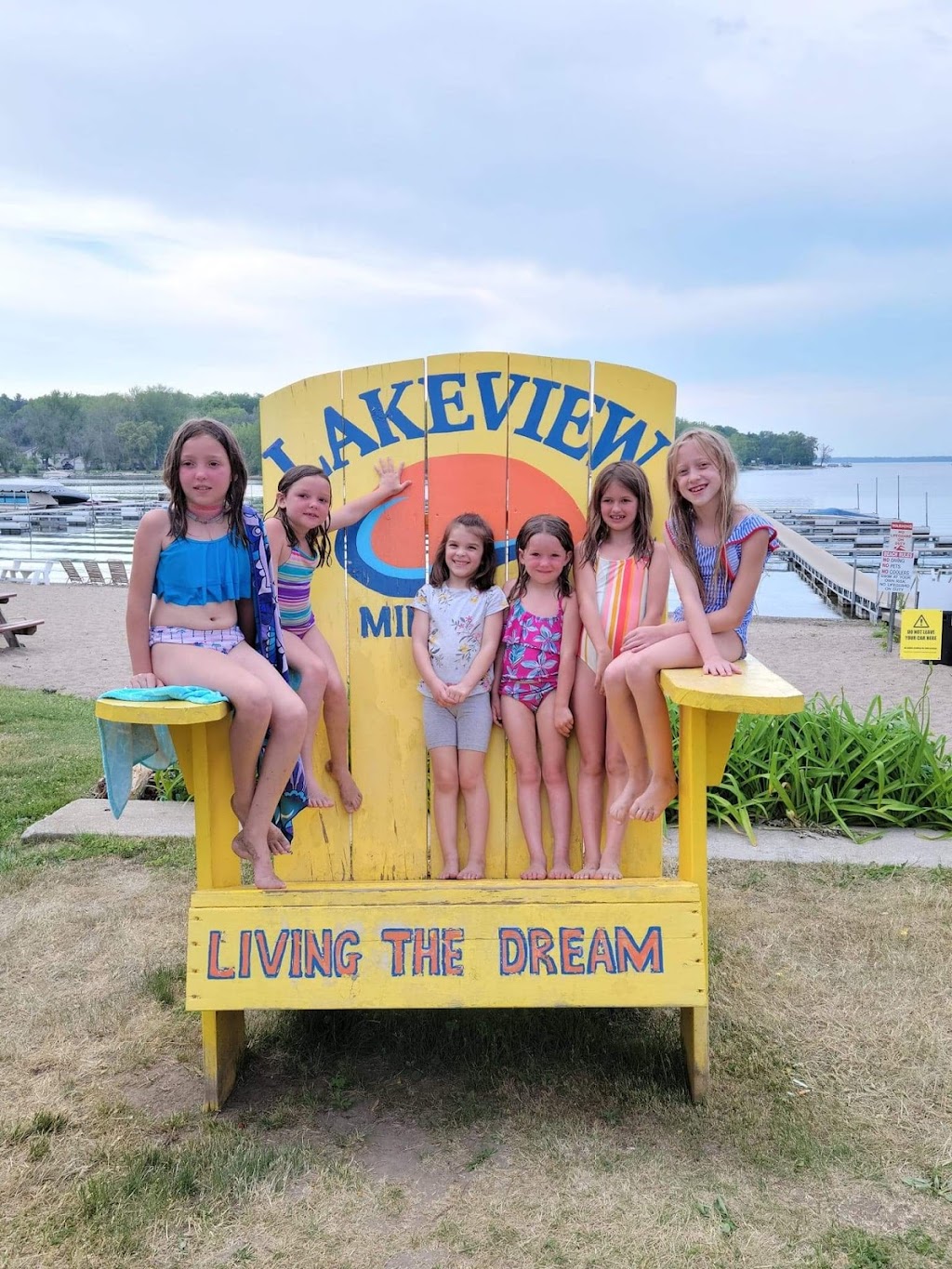 Pettits Lakeview Campground and Bar | 1901 WI-59, Milton, WI 53563 | Phone: (608) 868-7800