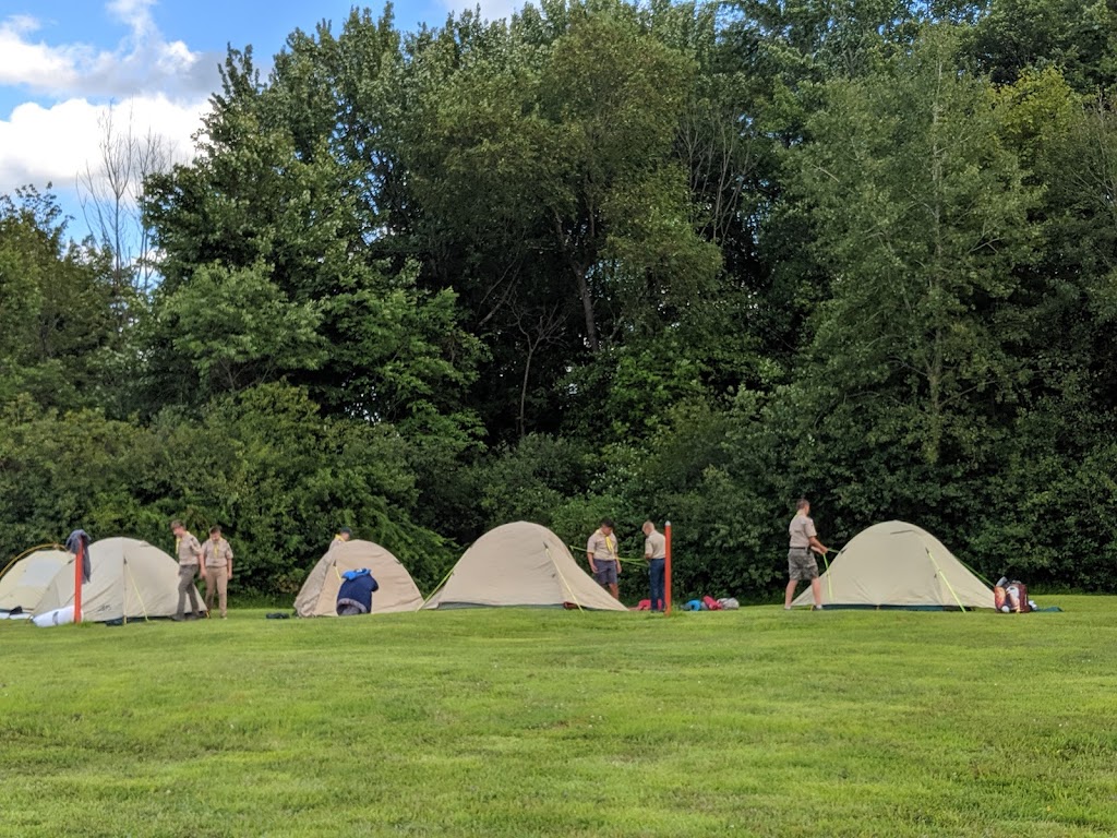 Mayfield Road Drive-In Theatre | 12100 State Rte 322, Chardon, OH 44024, USA | Phone: (440) 286-7173