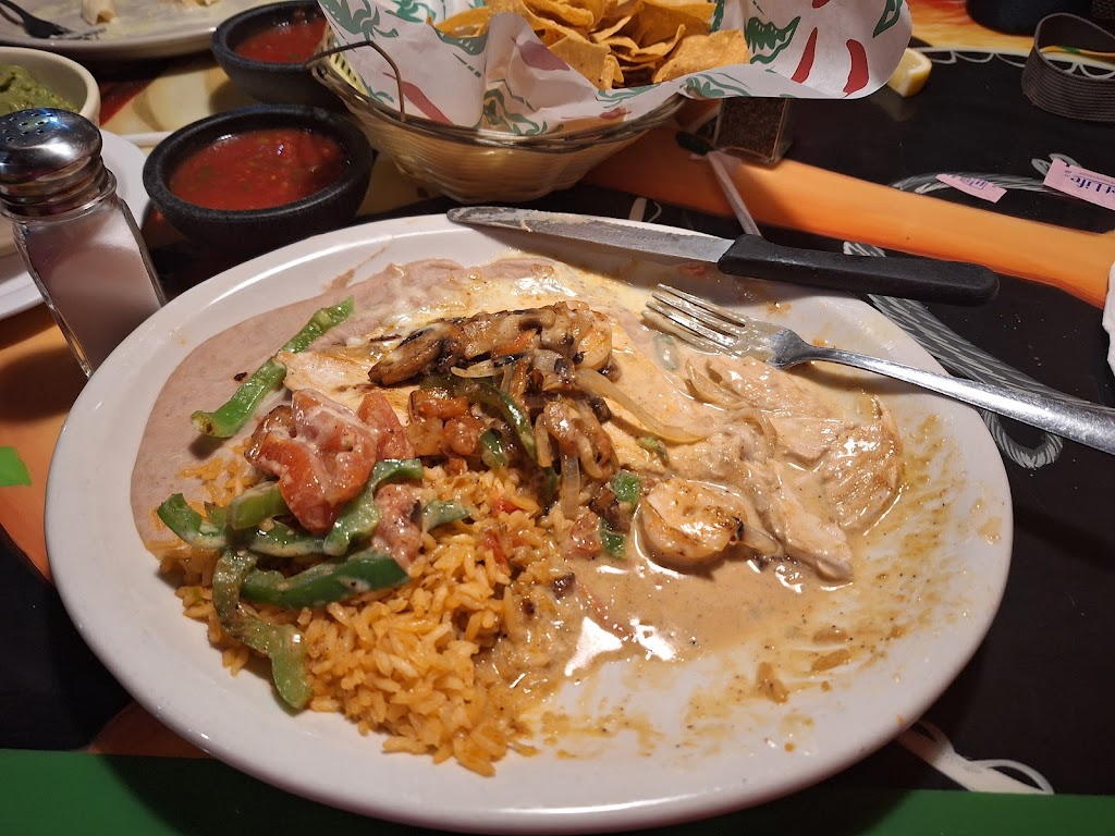 El Tapatio | 300 I-35, Gainesville, TX 76240, USA | Phone: (940) 612-2230