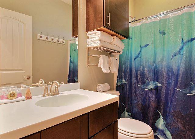 The 13th Wave Condo Rental | 604 Beach Access Road 1A #13, Port Aransas, TX 78373, USA | Phone: (361) 749-2300