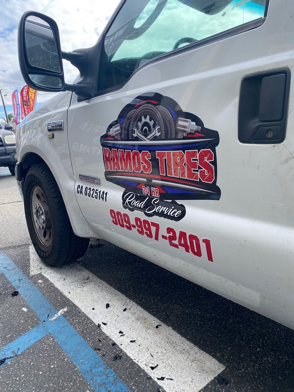 Ramos Tires 24Hr Road service | 2682 W Montecito Dr, Rialto, CA 92377, USA | Phone: (909) 997-2401
