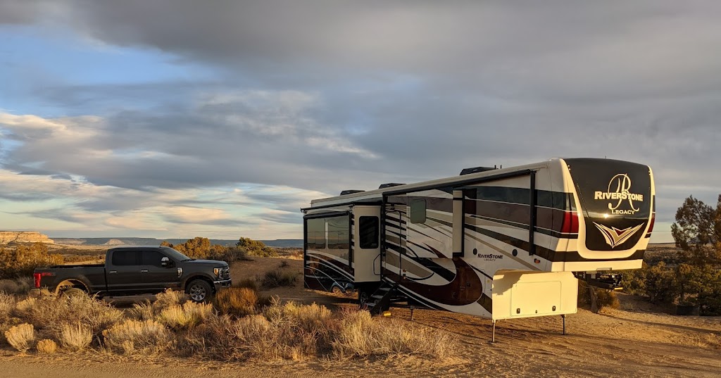 Albuquerque RV | 13805 I-40W Frontage NW, Albuquerque, NM 87121, USA | Phone: (505) 365-1273