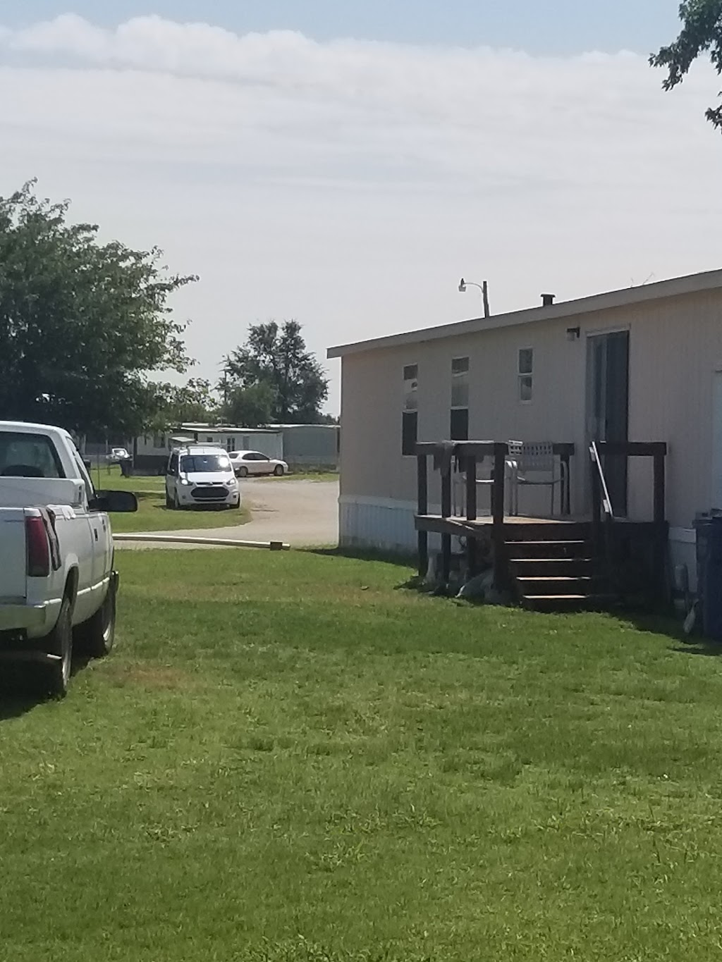 Major Mobile Home Park Inc | 800 S 3rd St, Kingfisher, OK 73750, USA | Phone: (405) 375-5280