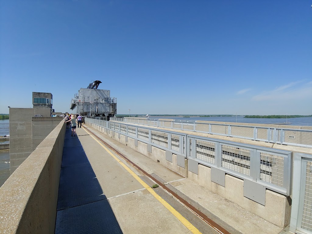 National Great Rivers Museum | 1 Locks and Dam Way, Alton, IL 62002, USA | Phone: (618) 462-6979