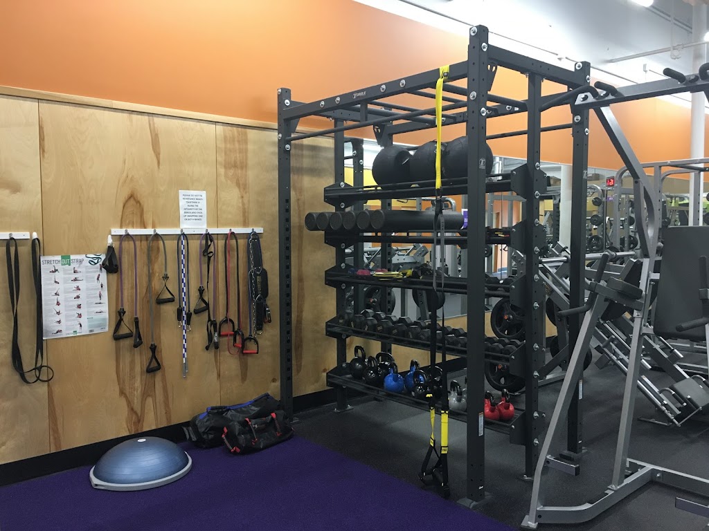 Anytime Fitness | 22078 Farmington Rd, Farmington, MI 48336, USA | Phone: (248) 479-6500