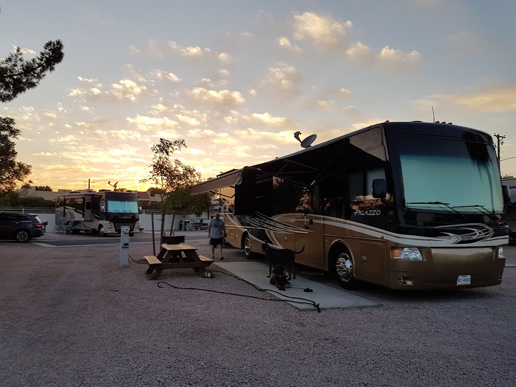 Apache Palms RV Park | 1836 E Apache Blvd, Tempe, AZ 85281, USA | Phone: (480) 966-7399