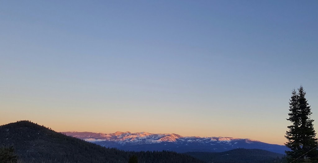 Tahoe Alpenglow Properties | Purple Sage Rd, Truckee, CA 96161, USA | Phone: (530) 536-3225