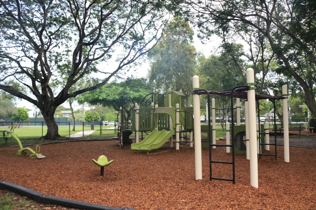 Dante Fascell Park Tennis | 8700 SW 57th Ave, South Miami, FL 33143 | Phone: (305) 666-8680