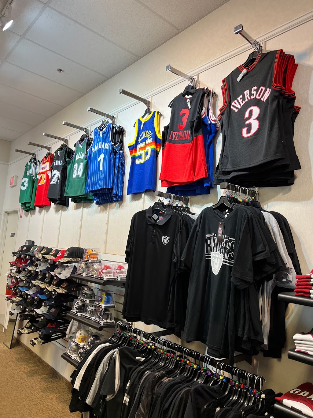 Just Sports | 1004 N Promenade Pkwy #117, Casa Grande, AZ 85194 | Phone: (520) 423-2348