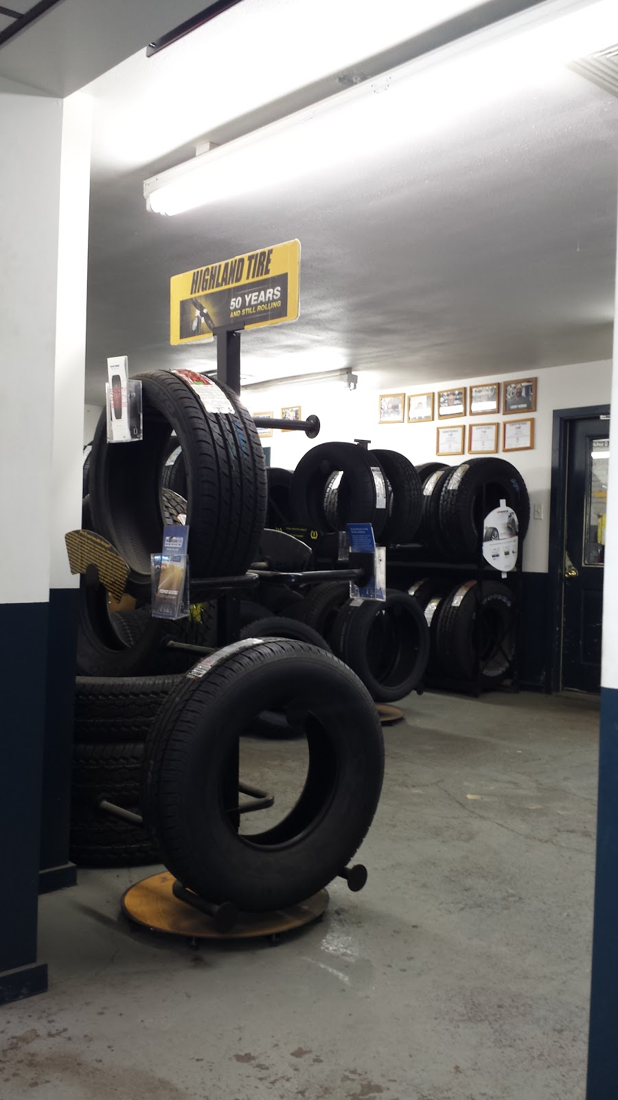 Highland Tire - Tarentum | 200 Boyd St, Tarentum, PA 15084, USA | Phone: (724) 224-9222