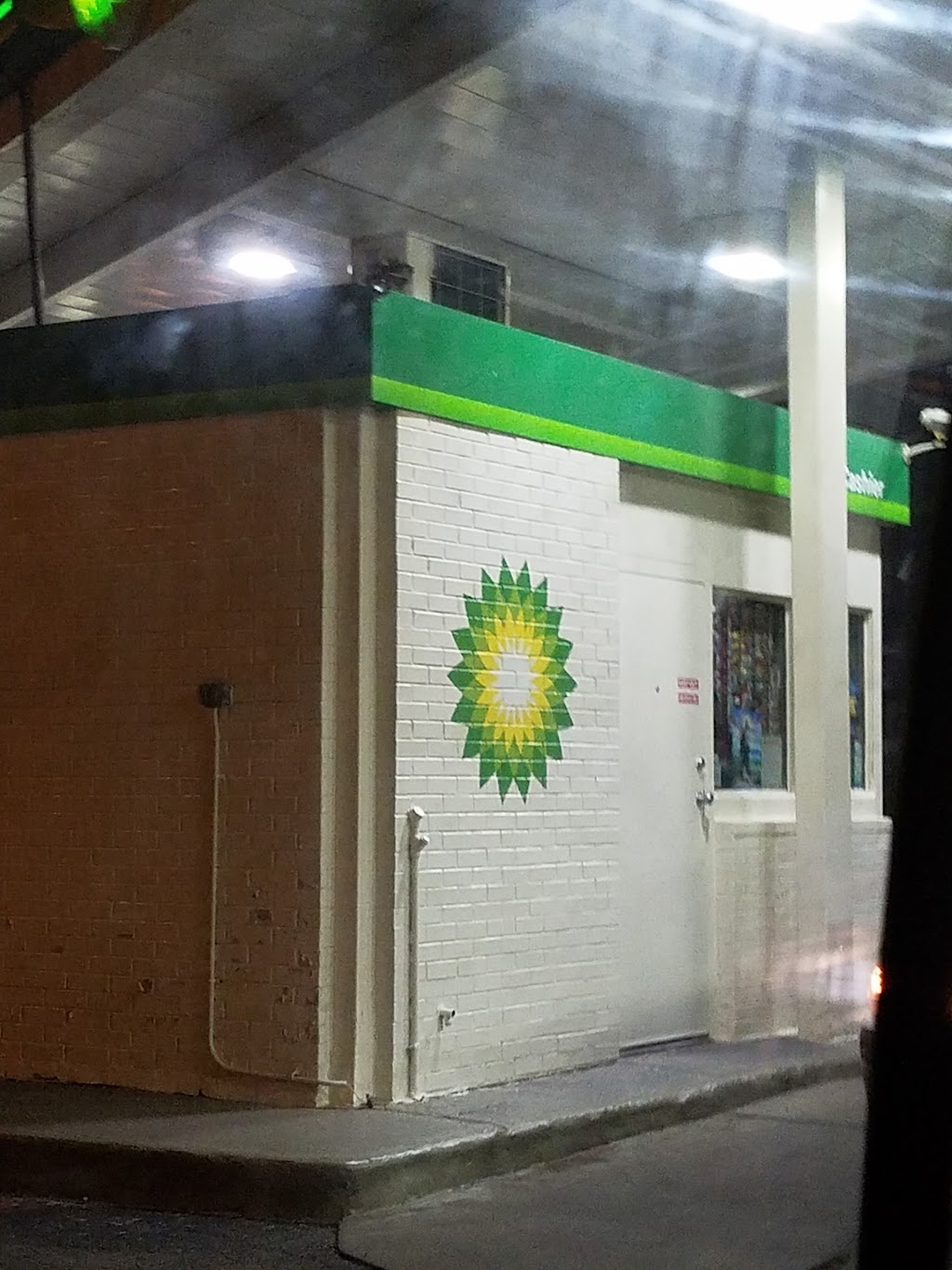 bp | 4400 W North Ave, Chicago, IL 60639, USA | Phone: (312) 252-2532