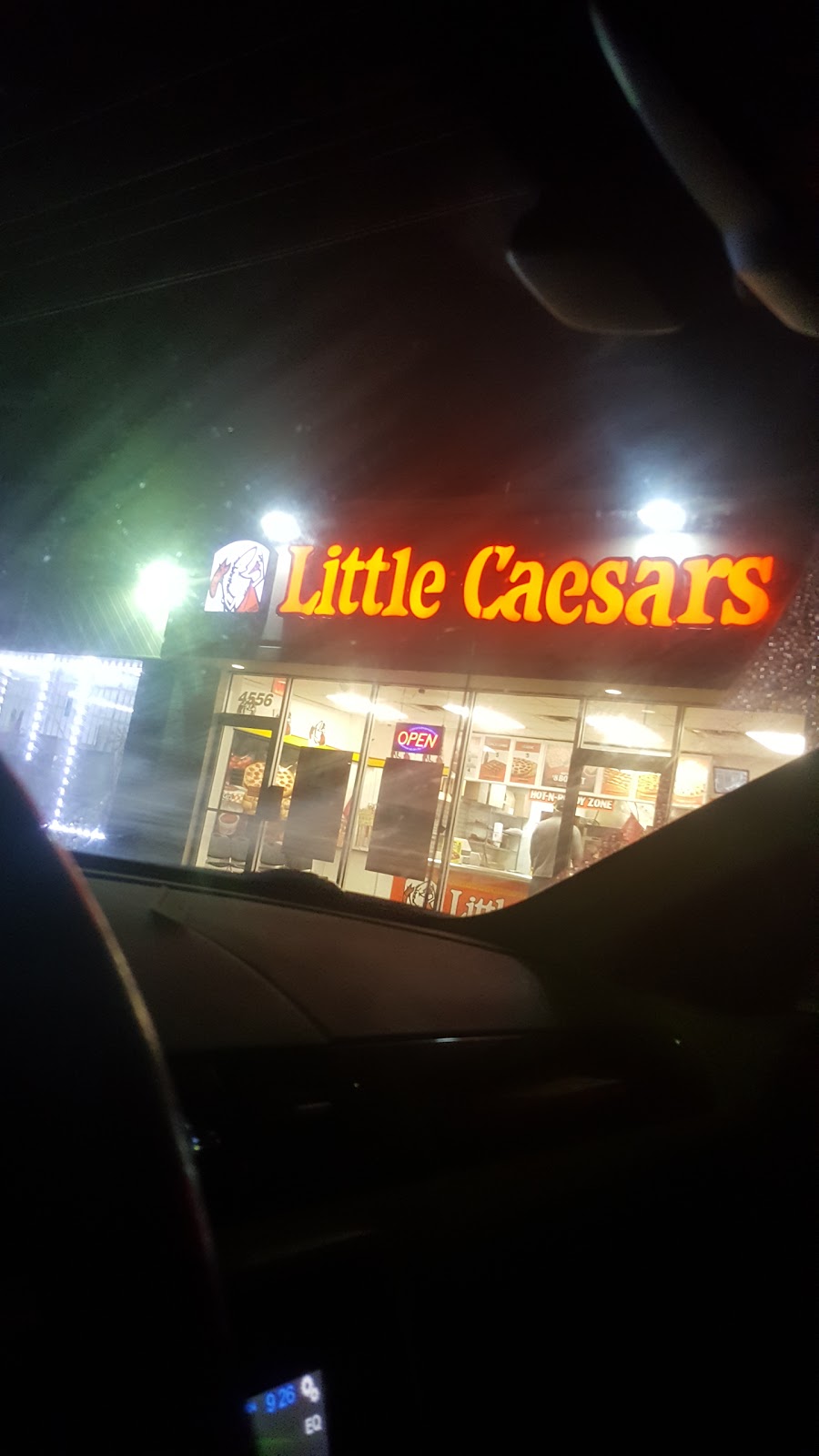 Little Caesars Pizza | 9319 Wayne Rd, Romulus, MI 48174, USA | Phone: (734) 942-9340