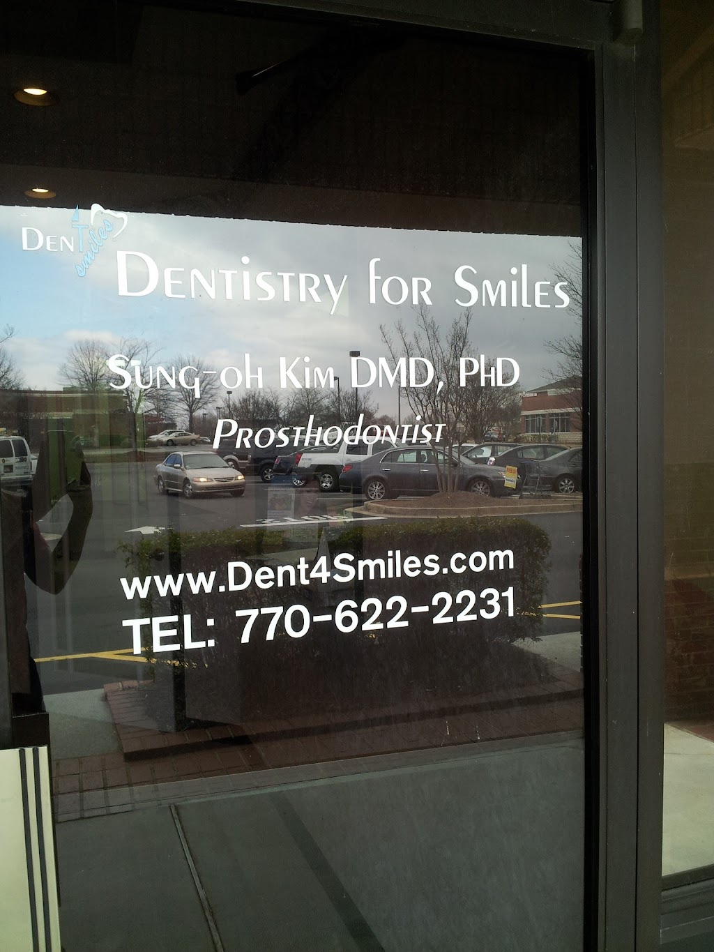 Dentistry For Smiles | 3651 Peachtree Pkwy Suite L, Suwanee, GA 30024, USA | Phone: (770) 622-2231