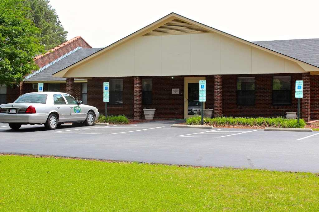 Eno Pointe Assisted Living | 5600 N Roxboro St, Durham, NC 27712, USA | Phone: (919) 479-5652