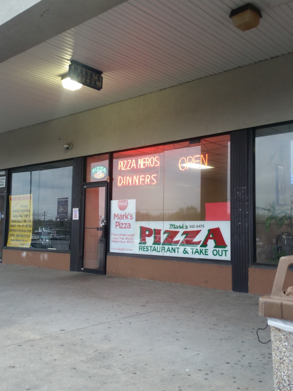 Marks Pizza | 293 N Main St, Spring Valley, NY 10977, USA | Phone: (845) 352-5475