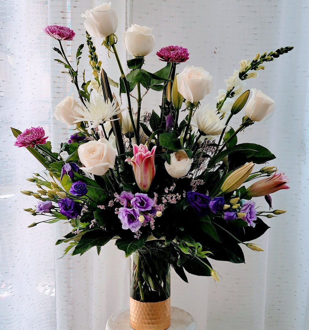 Chesapeake Floral & Gifts | 1813D Greenbrier Pkwy, Chesapeake, VA 23320, USA | Phone: (757) 547-5191