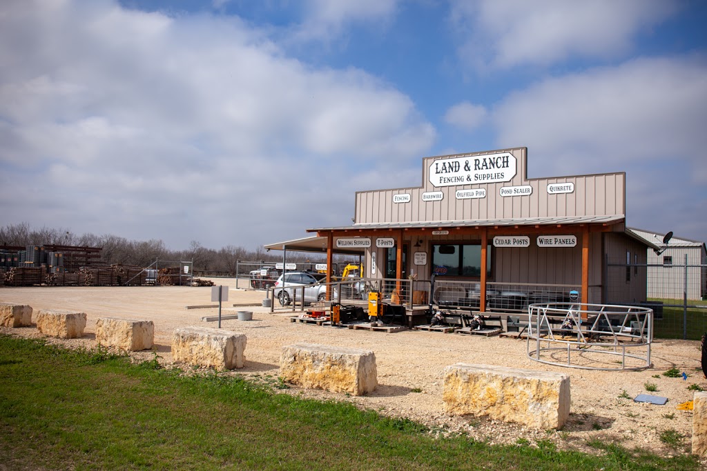 Land & Ranch Fencing and Supplies/Services | 1397 Co Rd 5710, Devine, TX 78016 | Phone: (830) 538-4131