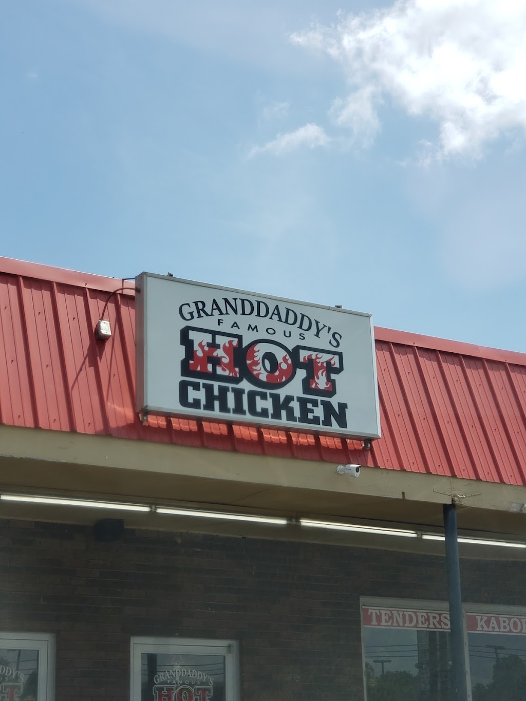 Granddaddys famous hot chicken | 5546 Clarksville Pike, Joelton, TN 37080, USA | Phone: (615) 915-2091