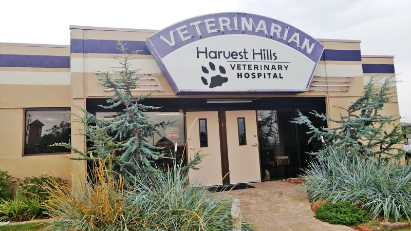 Harvest Hills Veterinary Hospital | 8108 Northwest Expy, Oklahoma City, OK 73162, USA | Phone: (405) 721-7090