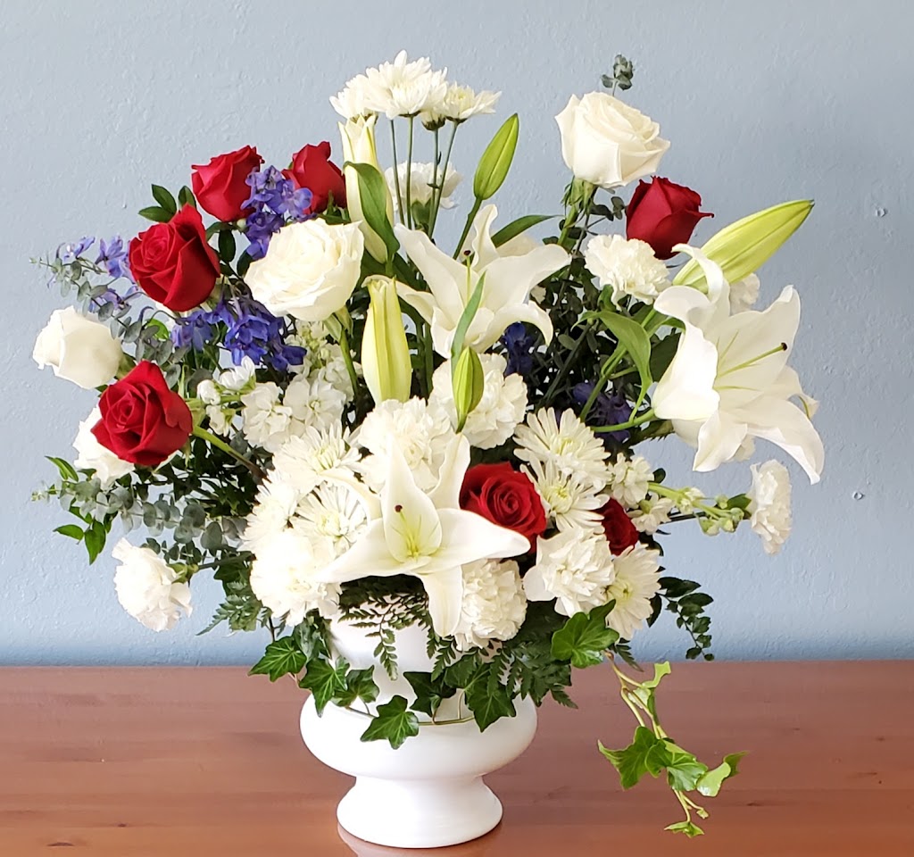 Jeans Flower Basket | 34329 Yucaipa Blvd, Yucaipa, CA 92399, USA | Phone: (909) 797-8760