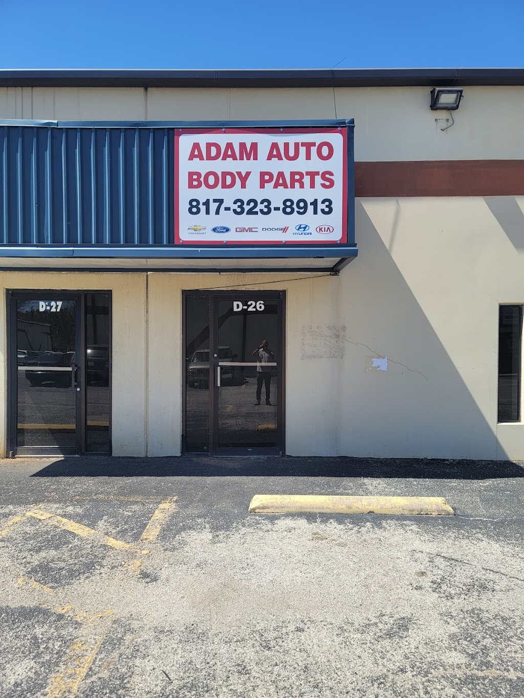 Adam Auto Body Parts | 2627 S Cooper St D26, Arlington, TX 76015, USA | Phone: (817) 323-8913