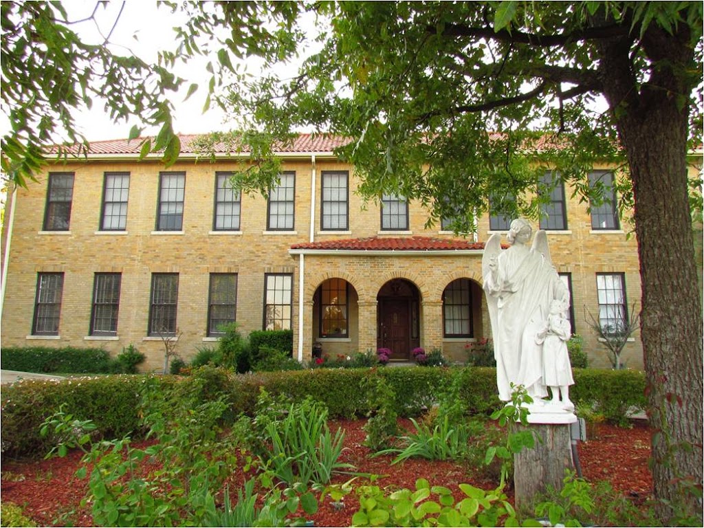 Redemptoris Mater Seminary | 419 N Cockrell Hill Rd, Dallas, TX 75211, USA | Phone: (214) 467-2255