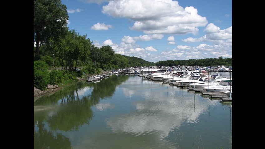 Kings Cove Marina, LLC | 1 Kings Cove Dr, Hastings, MN 55033, USA | Phone: (651) 480-8900