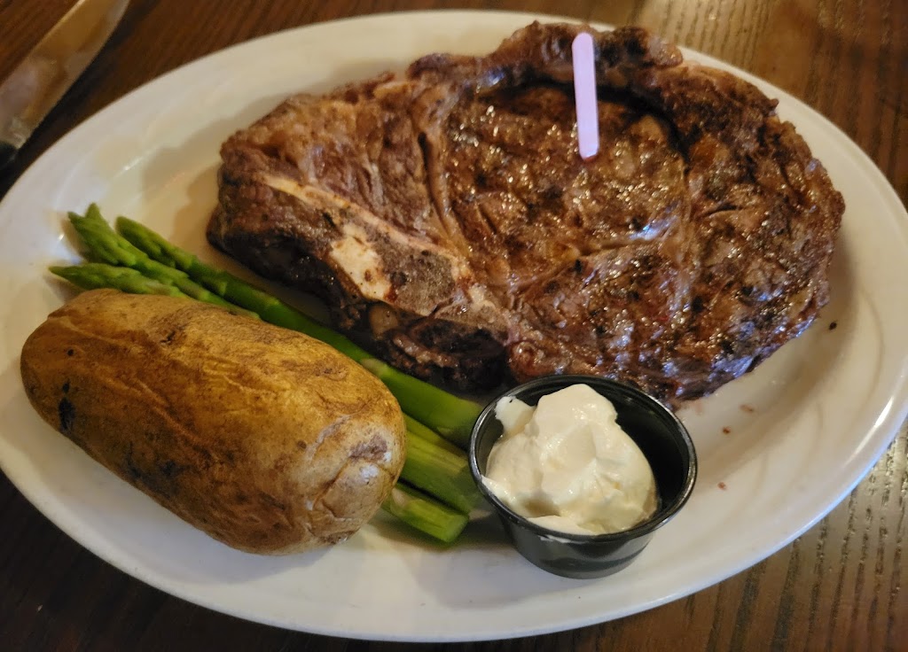 Knights Steakhouse | 2324 Dexter Ave, Ann Arbor, MI 48103, USA | Phone: (734) 665-8644