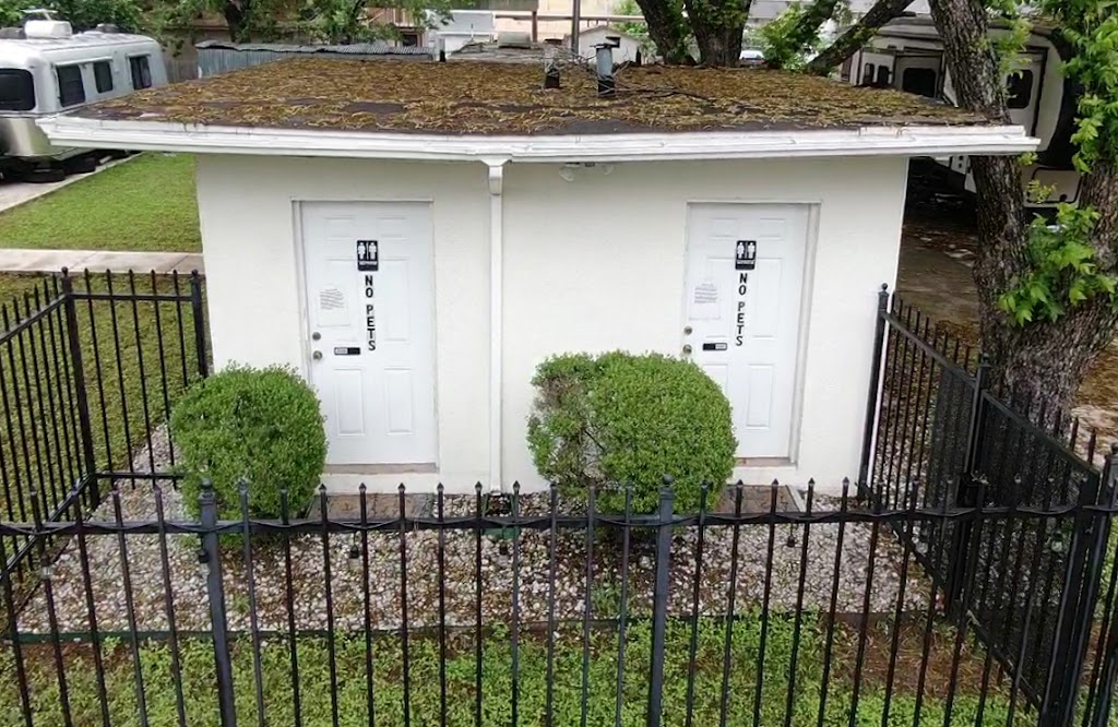 West Camp RV Park | 2910 W Division St, Arlington, TX 76012, USA | Phone: (817) 275-5151