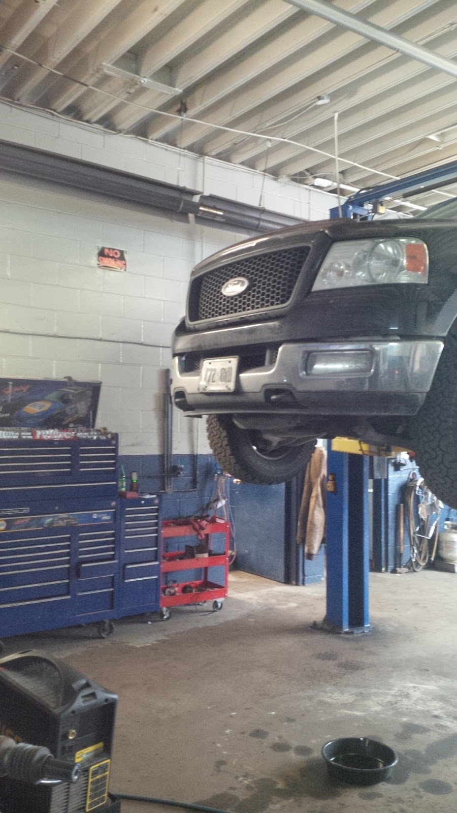 Doc Jones Auto & 4X4 | 4169 Stanley Ave, Niagara Falls, ON L2E 4Z2, Canada | Phone: (905) 321-0520