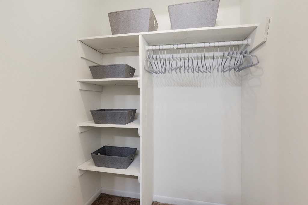 Crest at East Cobb | 1810 Roswell Rd, Marietta, GA 30062, USA | Phone: (770) 746-7691