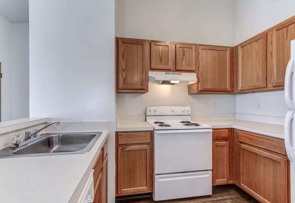 Parkwood Village | 3710 Edgebrooke Dr, Brunswick, OH 44212, USA | Phone: (330) 225-6224