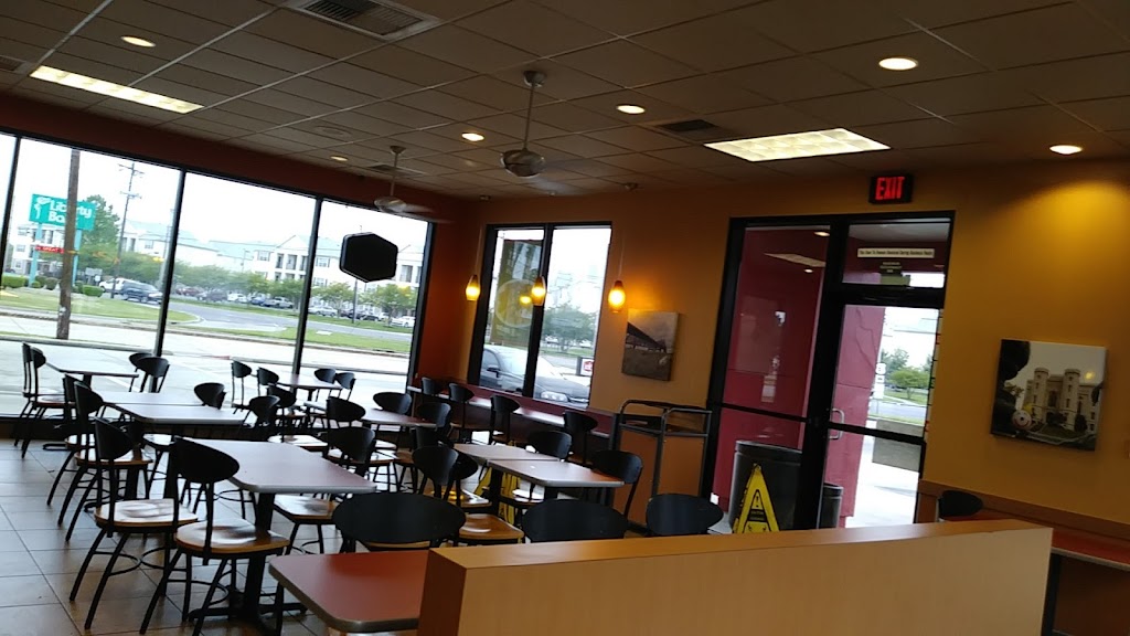 Jack in the Box | 8008 Scenic Hwy, Baton Rouge, LA 70807 | Phone: (225) 774-9775