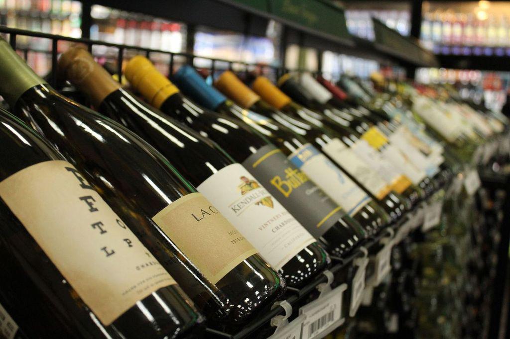 Silvers Travel Plaza & Casino - Port Allen | 6742 Highway 190 West, Port Allen, LA 70767, USA | Phone: (225) 344-2461