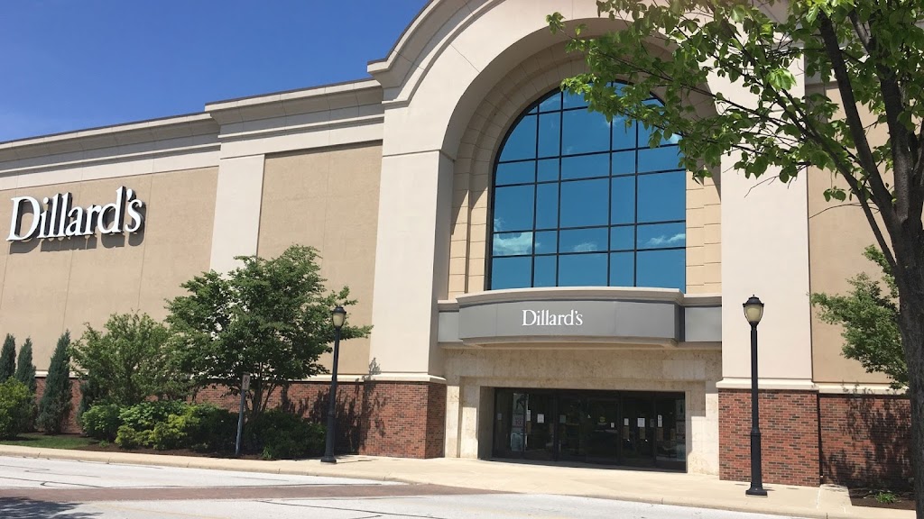 Dillards: Shops At Fallen Timbers | 3100 Main St Suite #600, Maumee, OH 43537, USA | Phone: (419) 878-2729