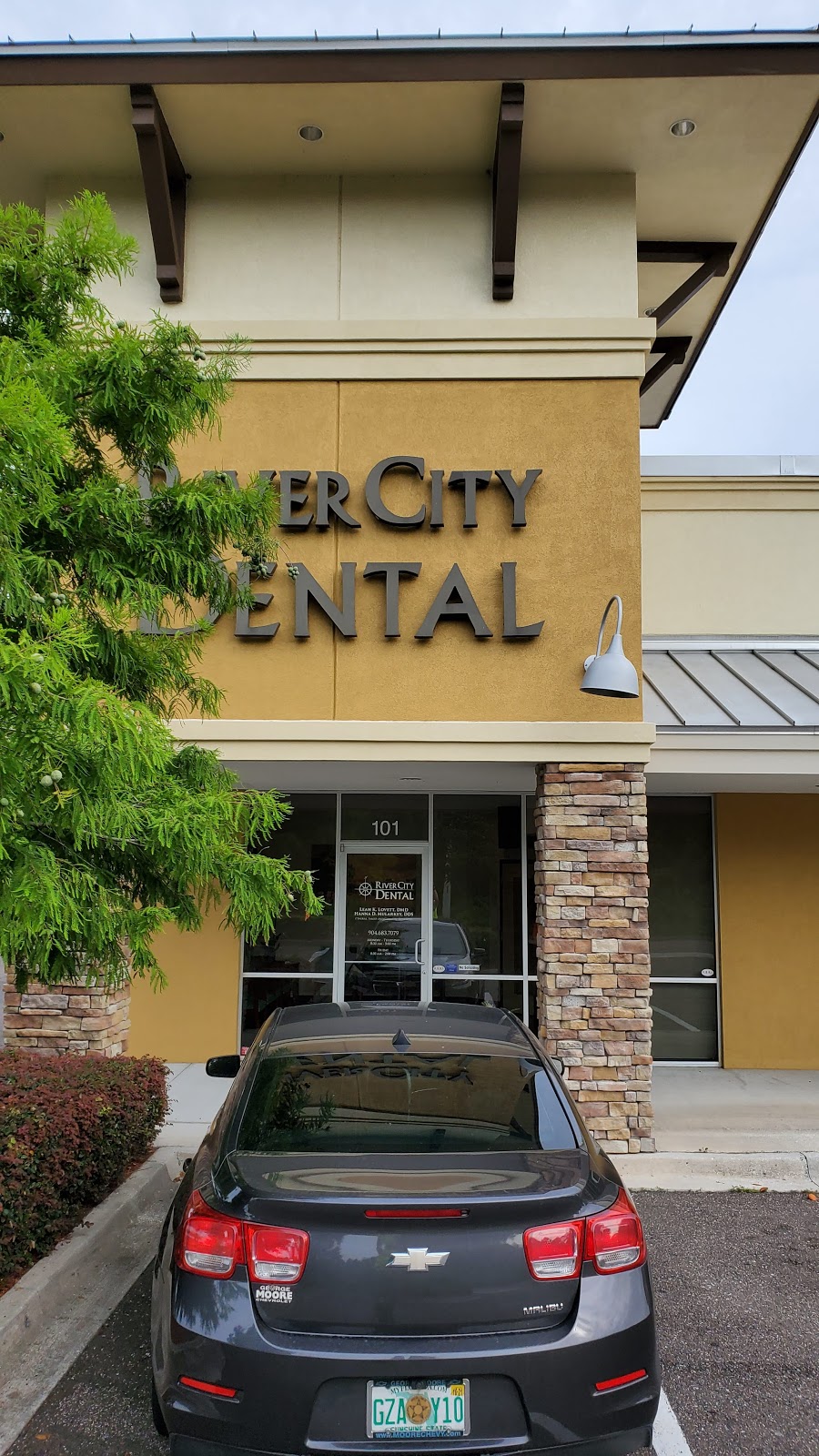 River City Dental | 510 Airport Center Dr, Jacksonville, FL 32218, USA | Phone: (904) 683-7079