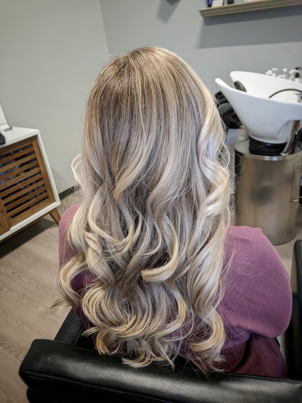 Jen Kline Hair Studio | 6046 Rochester Rd Suite 107, Troy, MI 48085, USA | Phone: (616) 283-6527